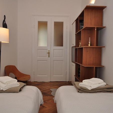 Apartment Moel Split Bagian luar foto