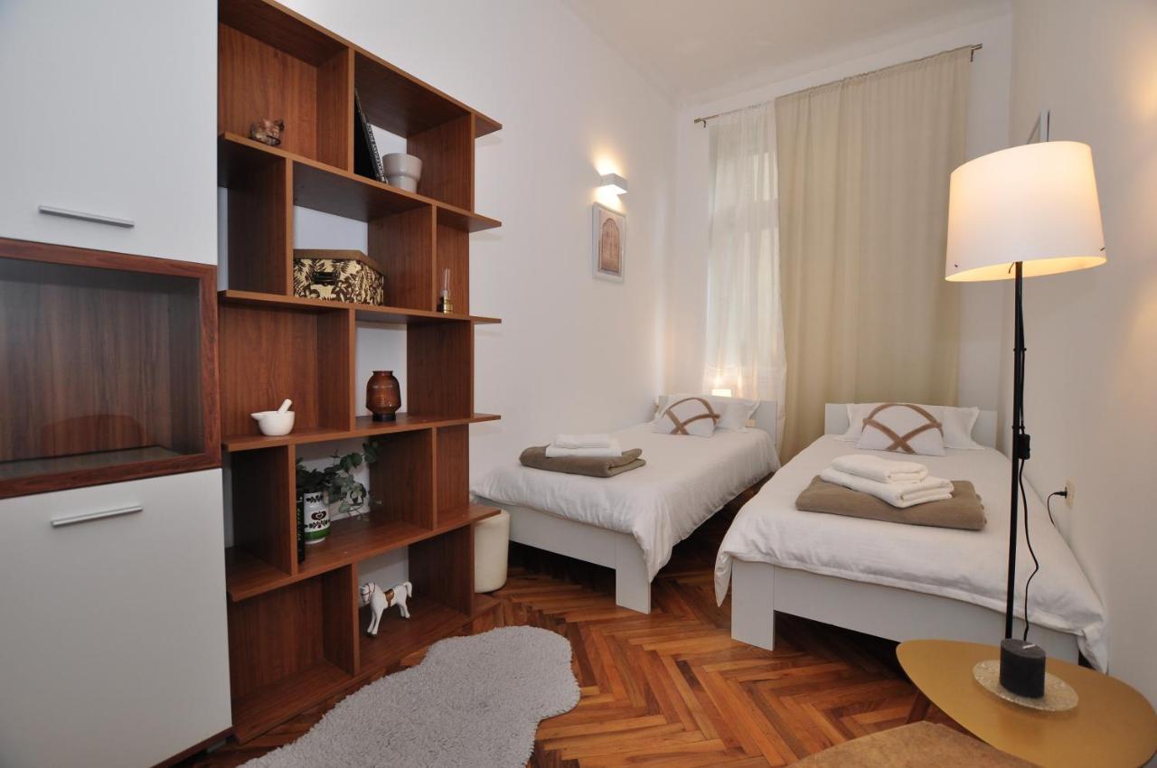 Apartment Moel Split Bagian luar foto