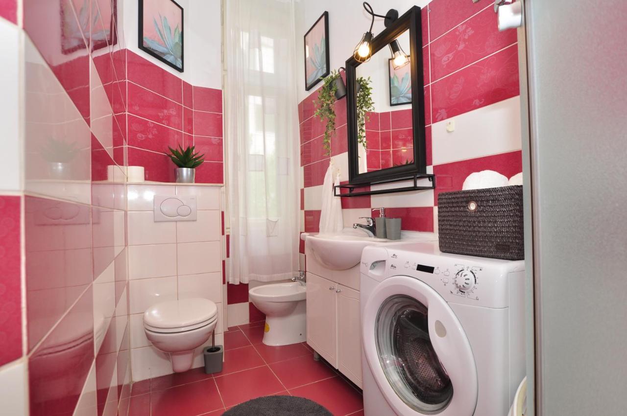Apartment Moel Split Bagian luar foto